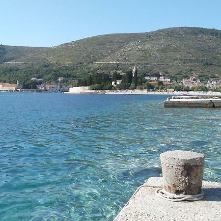 Vila Rosa Vis Buitenkant foto